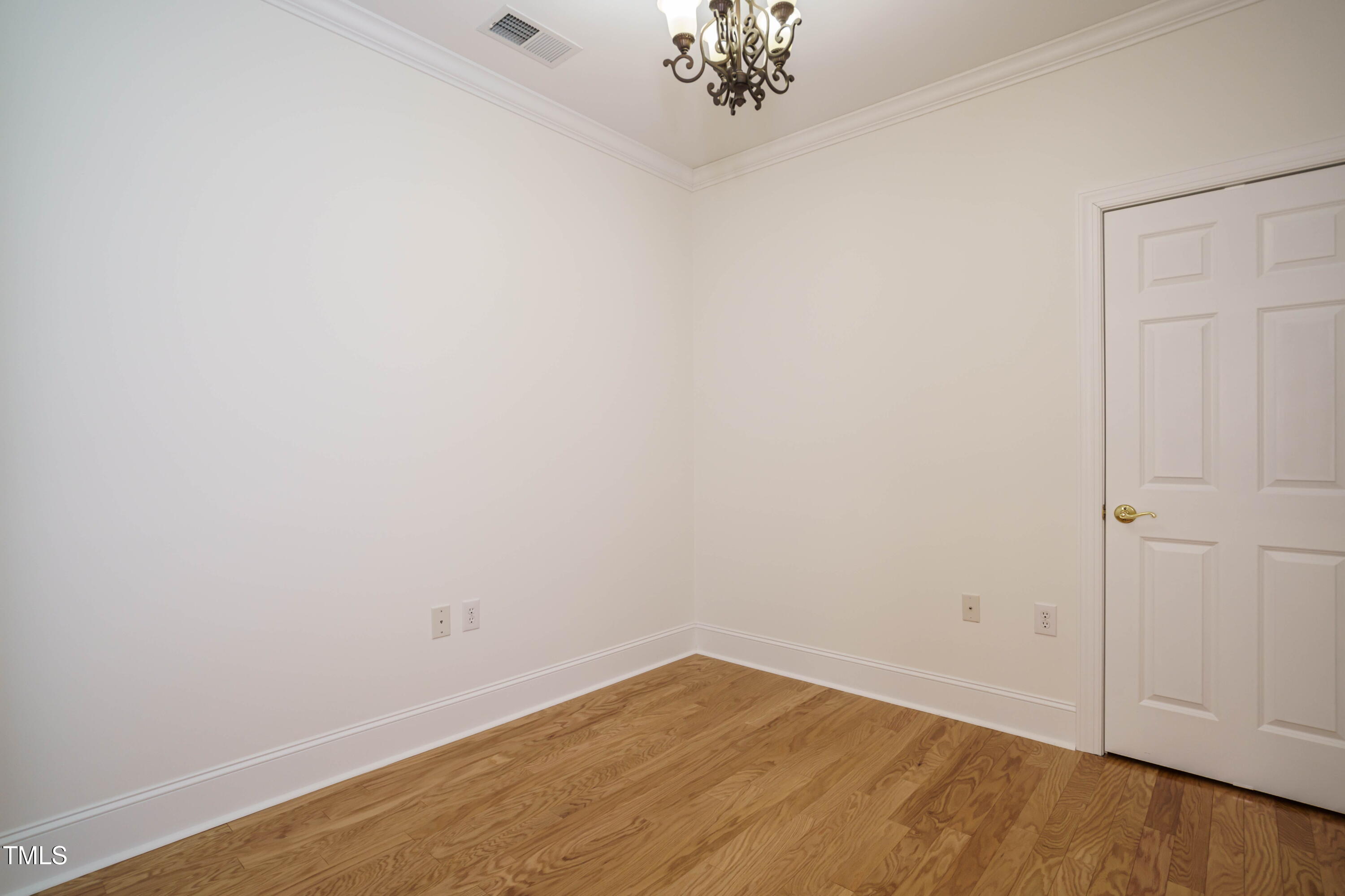 3700 Baron Cooper Pass, Unit 104 Raleigh, NC 27612 - Photo 35 of 38 028-original-office-flex