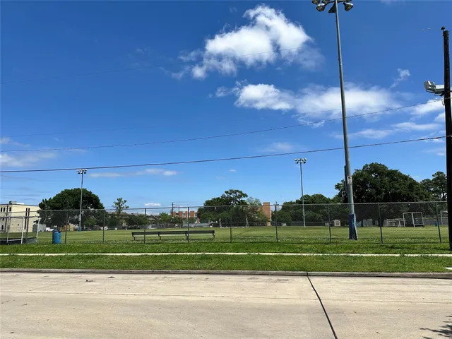 $1,500 | 1715 Moritz Drive, Unit 12, Houston, TX 77055