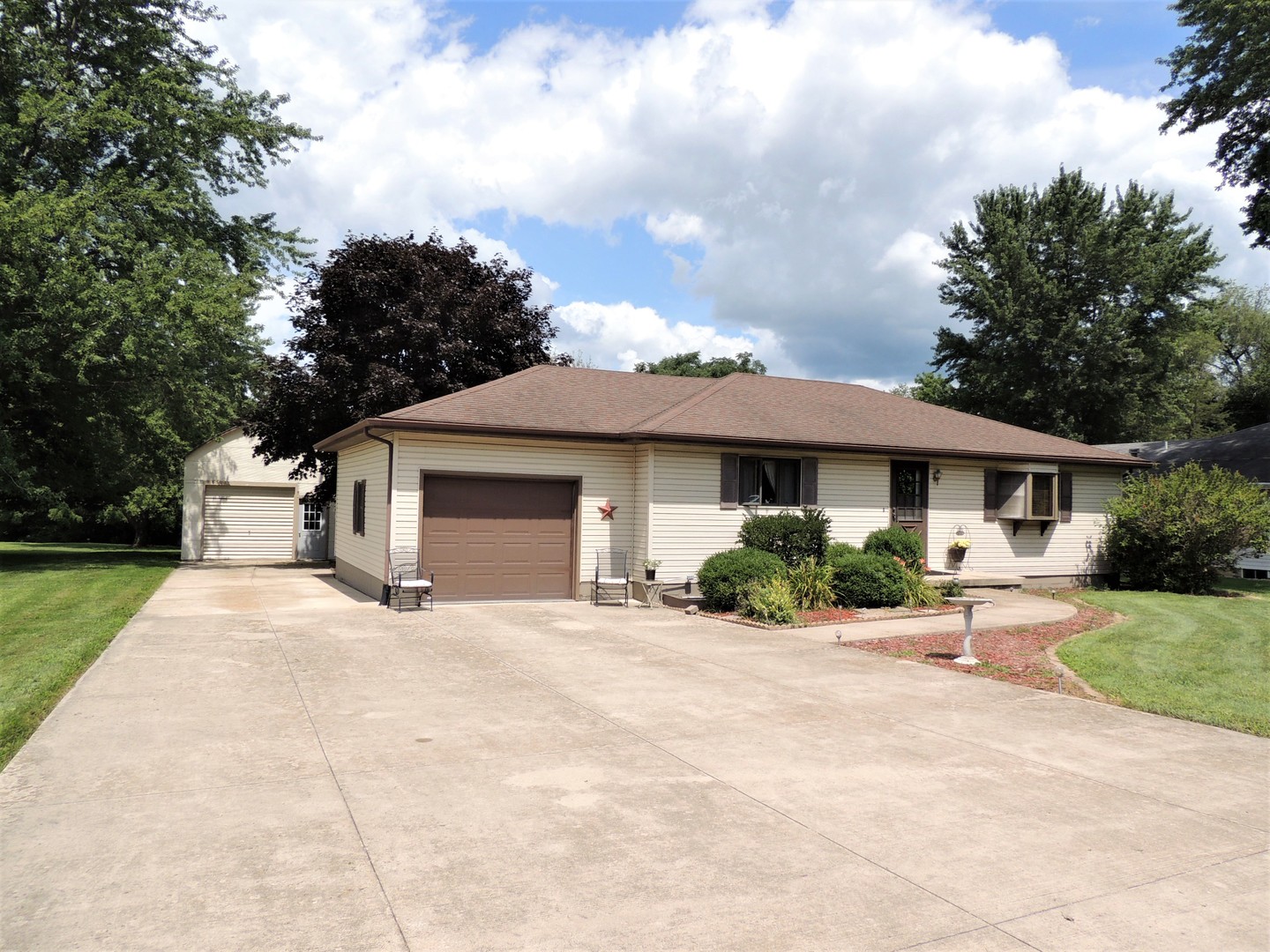 813 North 2803rd Road Utica, IL 61373 - Photo 13 of 13