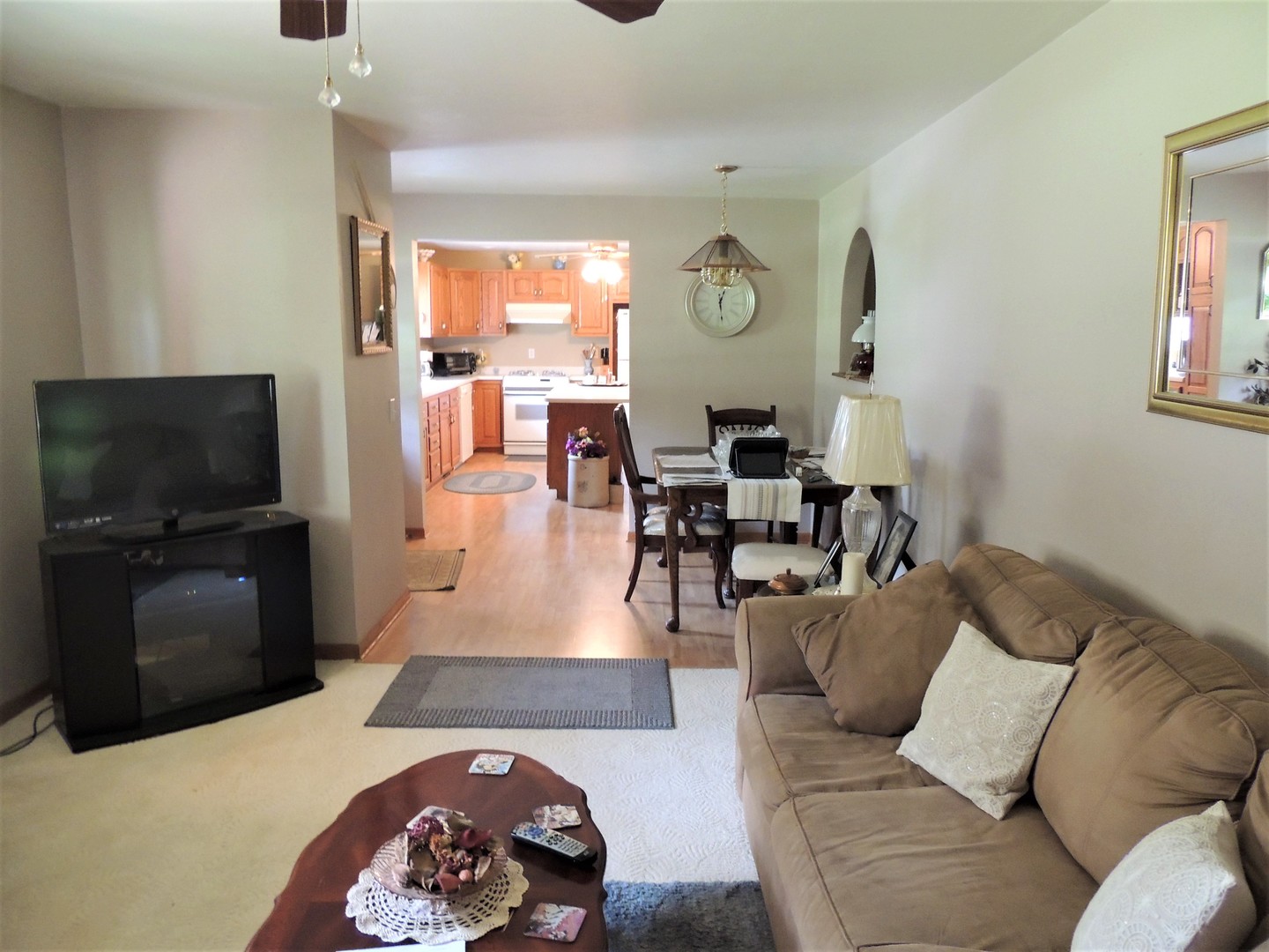 813 North 2803rd Road Utica, IL 61373 - Photo 7 of 13