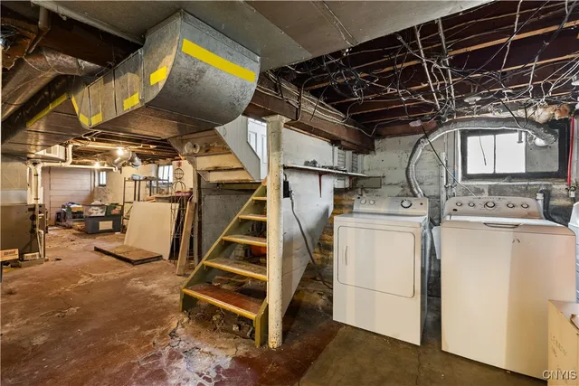 $234,900 | 2604 Sunset Avenue, Utica, NY 13502