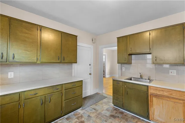 $234,900 | 2604 Sunset Avenue, Utica, NY 13502