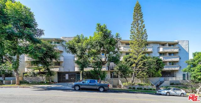 $650,000 | 11645 Montana Avenue, Unit 107, Los Angeles, CA 90049