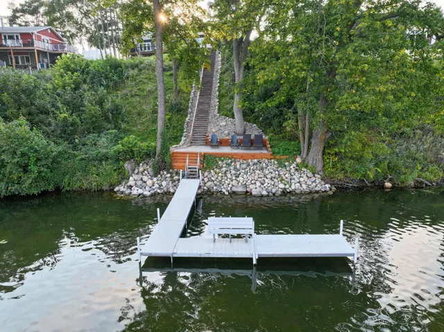 $975,000 | 1985 Rosewood Lane Southeast, Alexandria, MN 56308