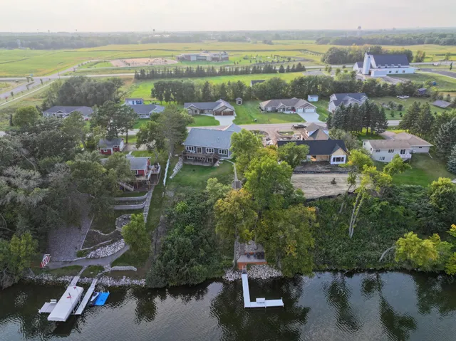 $975,000 | 1985 Rosewood Lane Southeast, Alexandria, MN 56308