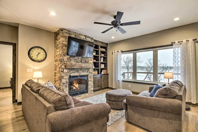 $975,000 | 1985 Rosewood Lane Southeast, Alexandria, MN 56308