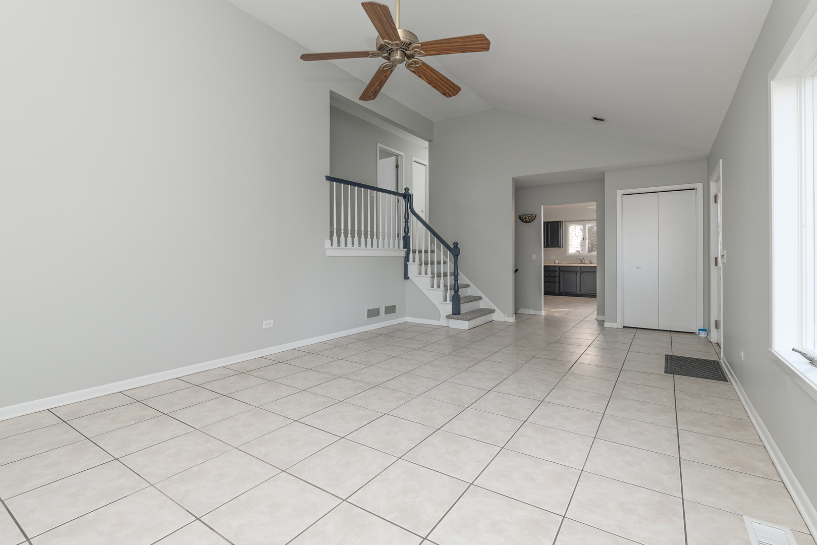 61 Highview Avenue Fox Lake, IL 60020 - Photo 6 of 21