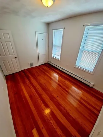 $3,000 | 728 Bennington Street, Unit 2, Boston, MA 02128