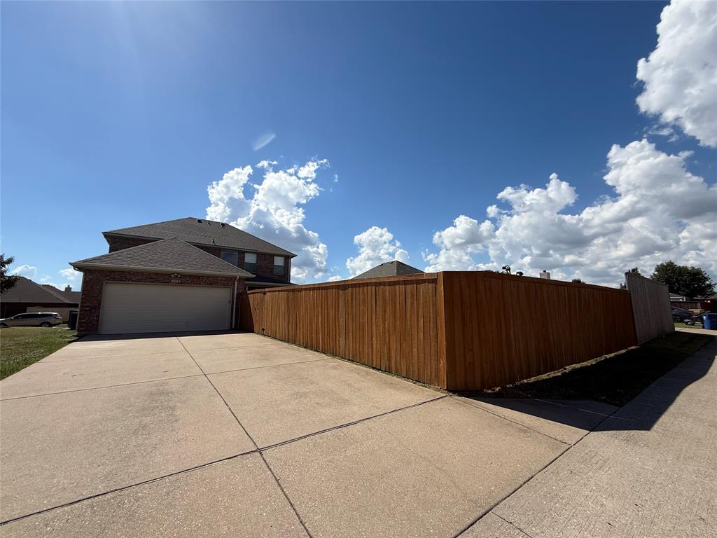 109 Rockbrook Drive Wylie, TX 75098 - Photo 34 of 34 a view of entryway