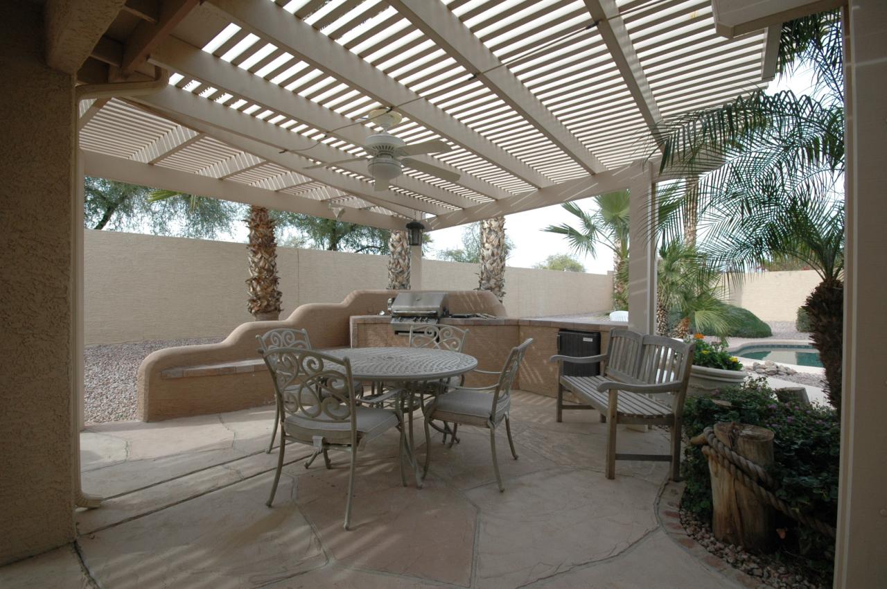 15844 Piccadilly Road Goodyear, AZ 85395 - Photo 2 of 11 patio