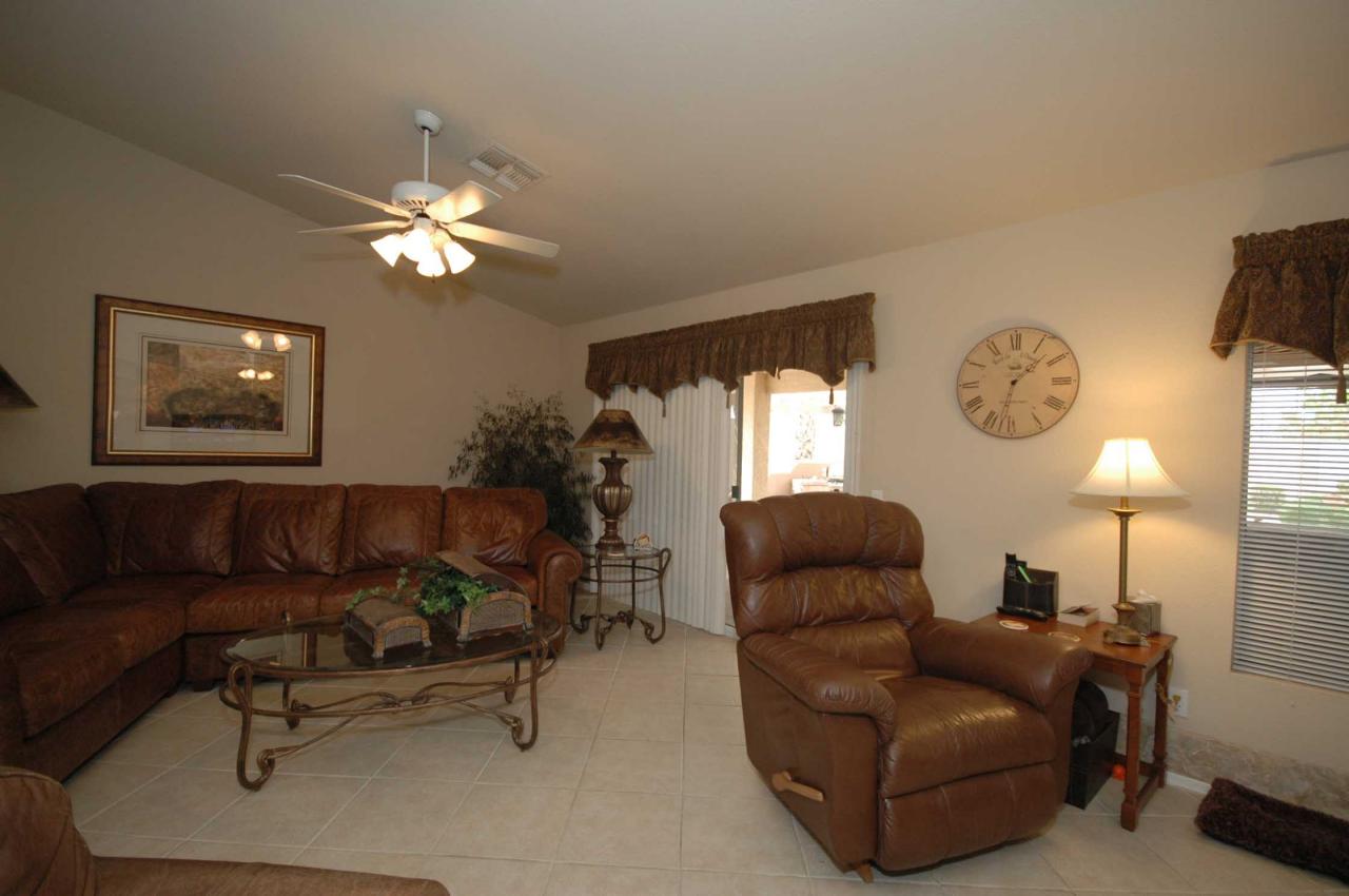 15844 Piccadilly Road Goodyear, AZ 85395 - Photo 7 of 11 family room