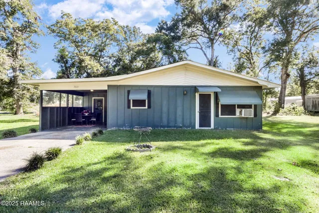 $68,000 | 703 South Bailey Street, Abbeville, LA 70510