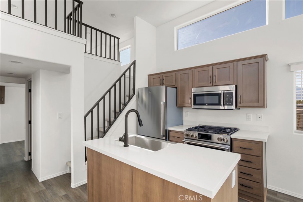 2548 Peck Road, Unit 12 Monrovia, CA 91016 - Photo 8 of 22