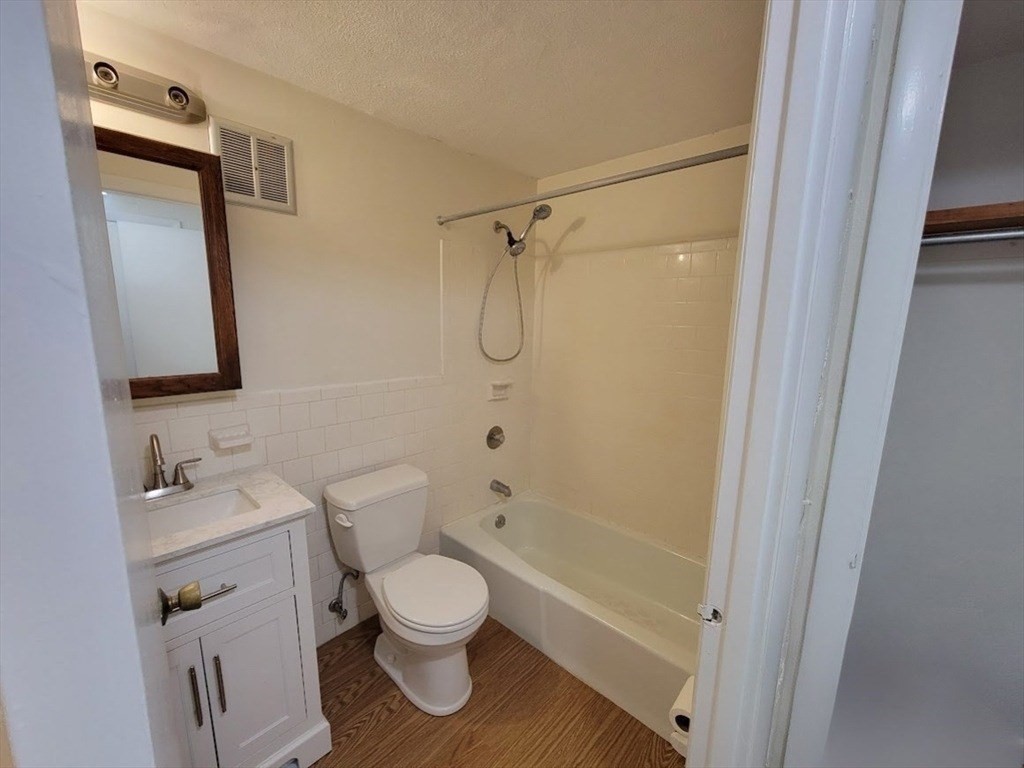226 Swanson Road, Unit 624 Boxborough, MA 01719 - Photo 8 of 19 Gallery Image 8