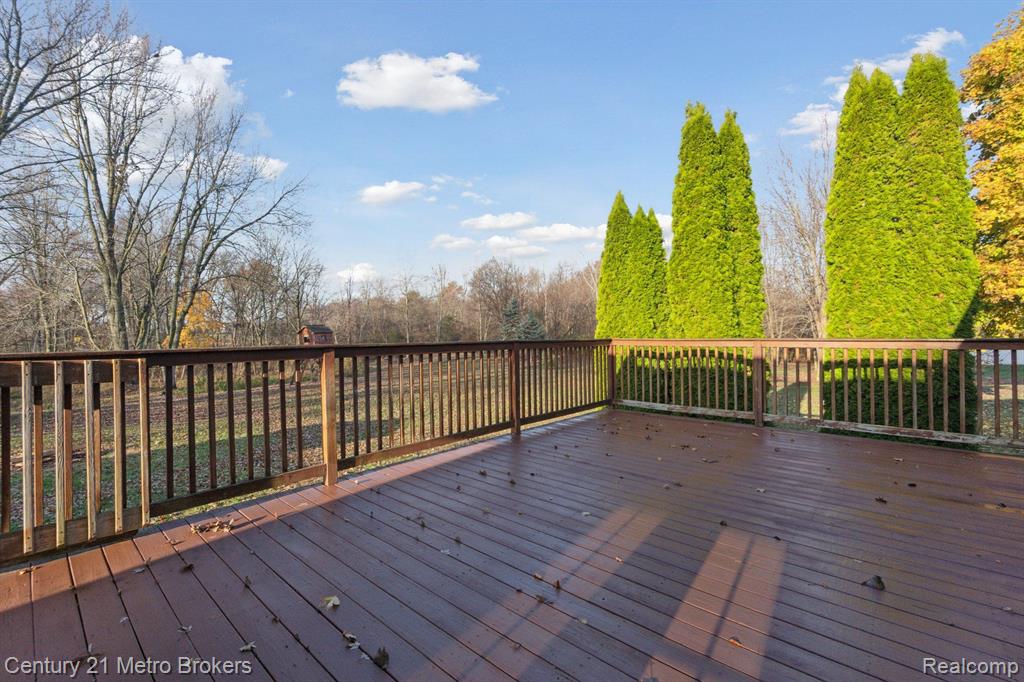 5499 Rensselear Drive Lapeer, MI 48446 - Photo 23 of 28 Gallery Image 23
