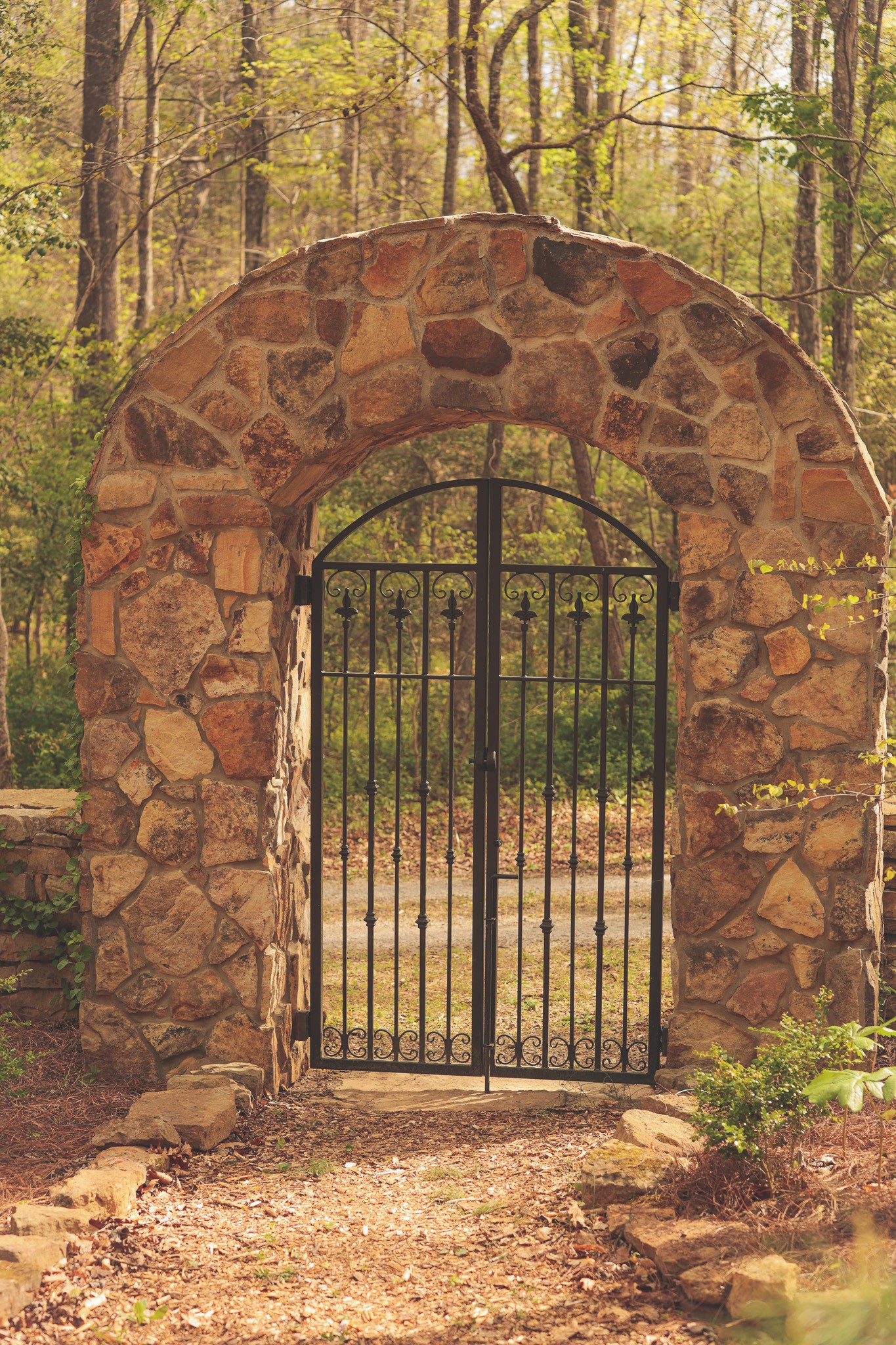 1854 Catoosa Road Wartburg, TN 37887 - Photo 37 of 100 a view of a entrance