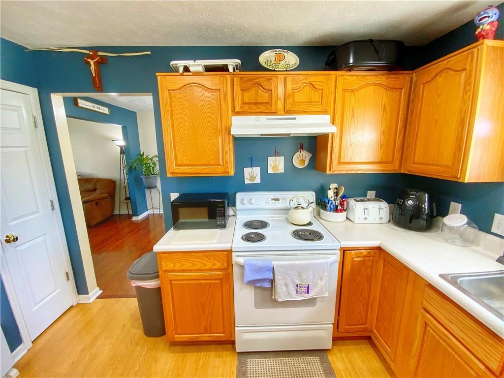 8630 Rapp Drive Indianapolis, IN 46237 - Photo 8 of 38 Gallery Image 8