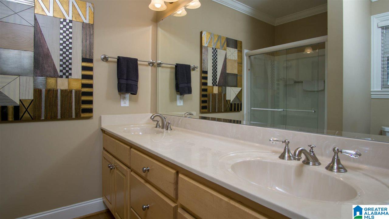 889 Springmeadow Drive Gardendale, AL 35071 - Photo 16 of 31