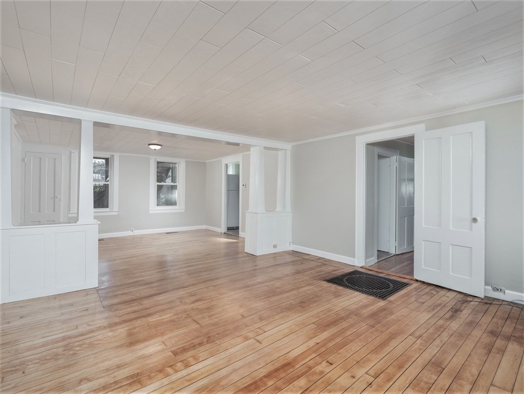 4-8 Groton Road North Chelmsford, MA 01863 - Photo 12 of 32