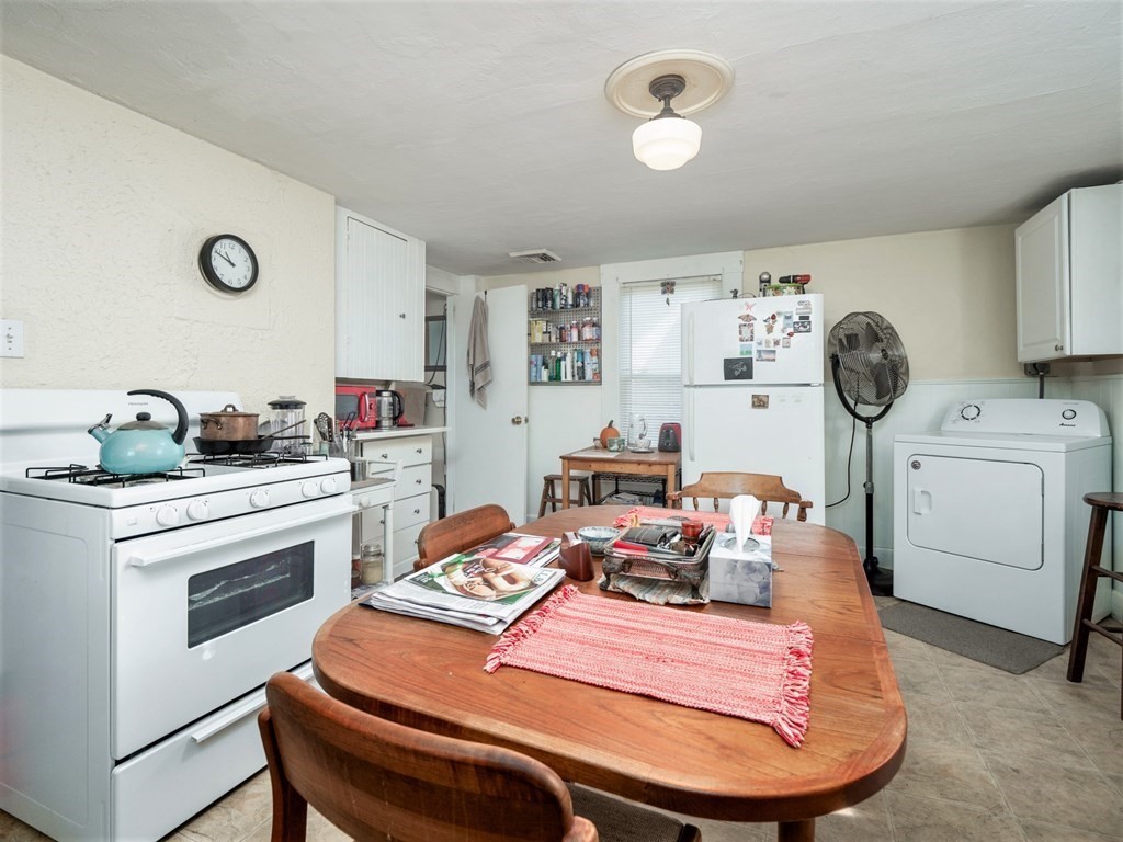 4-8 Groton Road North Chelmsford, MA 01863 - Photo 6 of 32