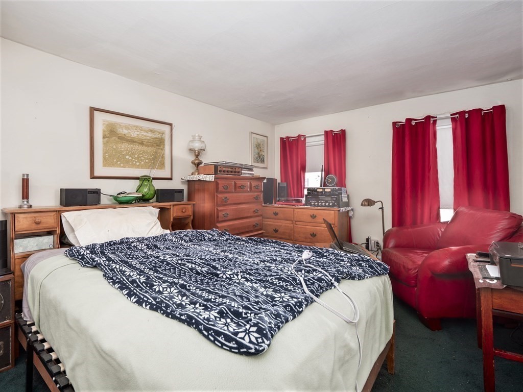 4-8 Groton Road North Chelmsford, MA 01863 - Photo 9 of 32