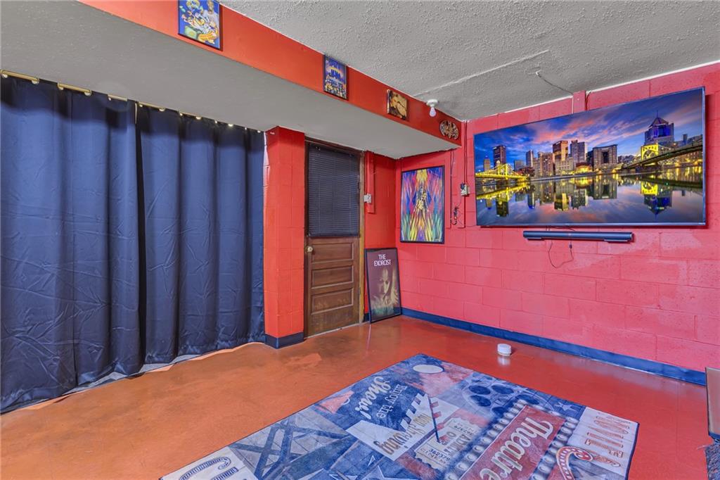 1281 Chapel Road Monaca, PA 15061 - Photo 25 of 34 Theater room