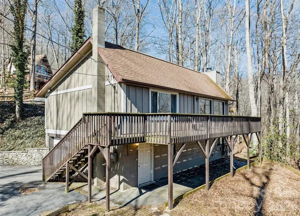 $385,000 | 662 Locust Drive, Maggie Valley, NC 28751