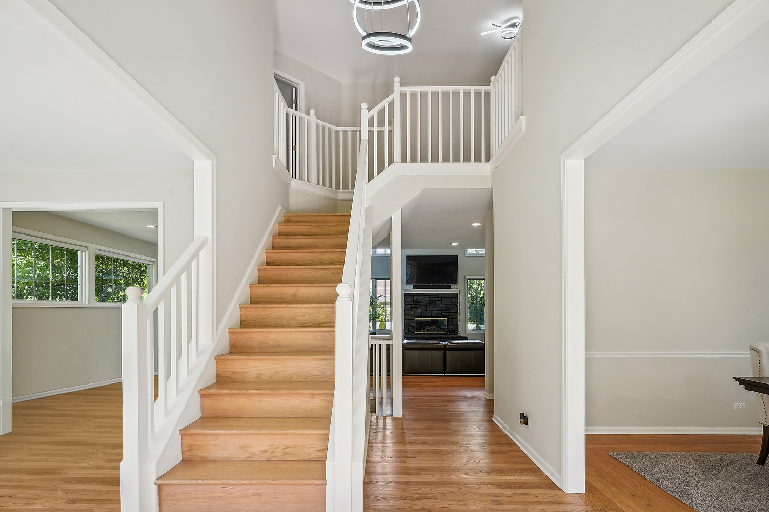 9033 Kearney Road Darien, IL 60561 - Photo 13 of 38 a view of entryway and hall with wooden floor