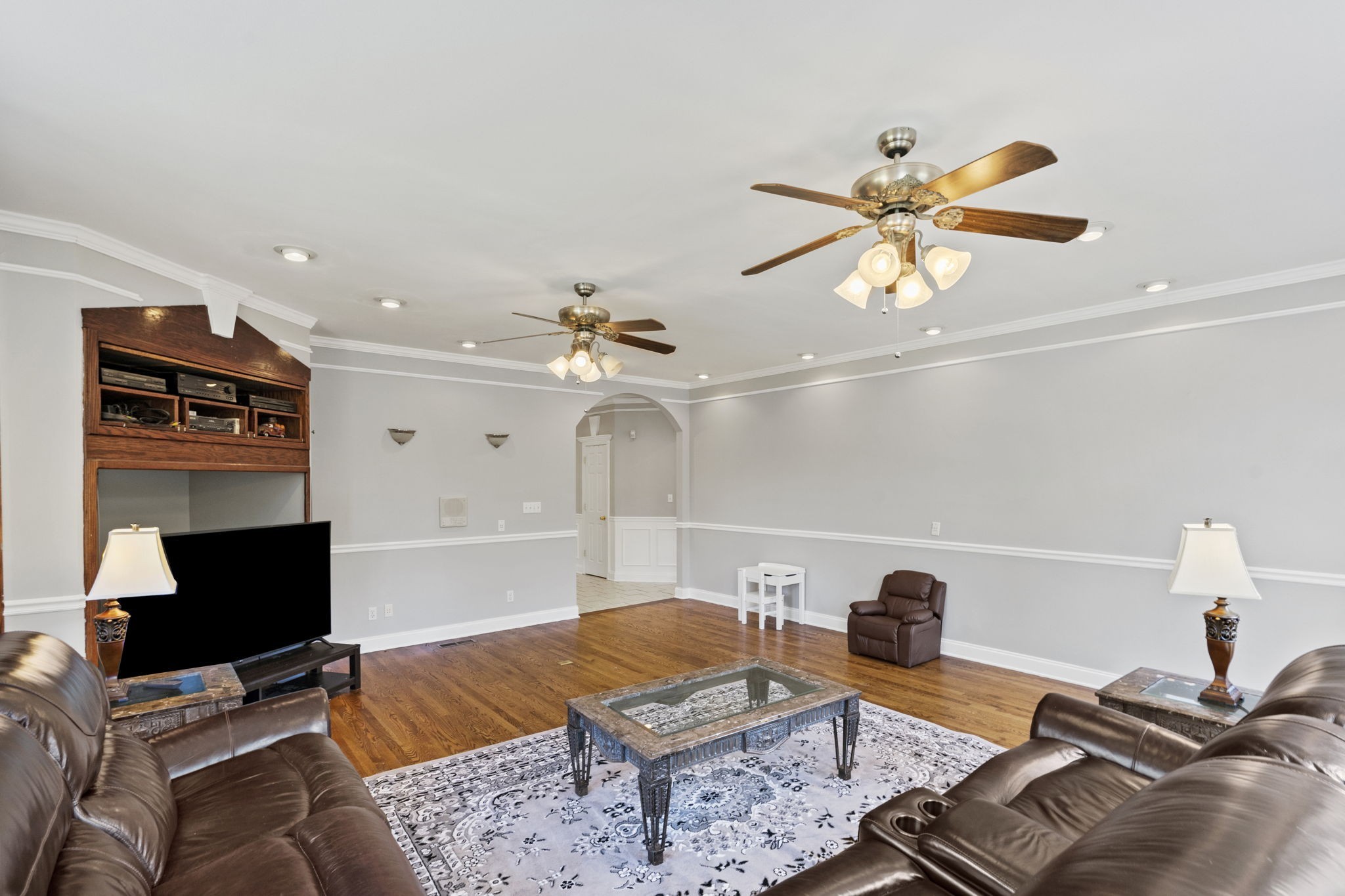265 Dorris Road Portland, TN 37148 - Photo 13 of 37 a living room with furniture and a flat screen tv