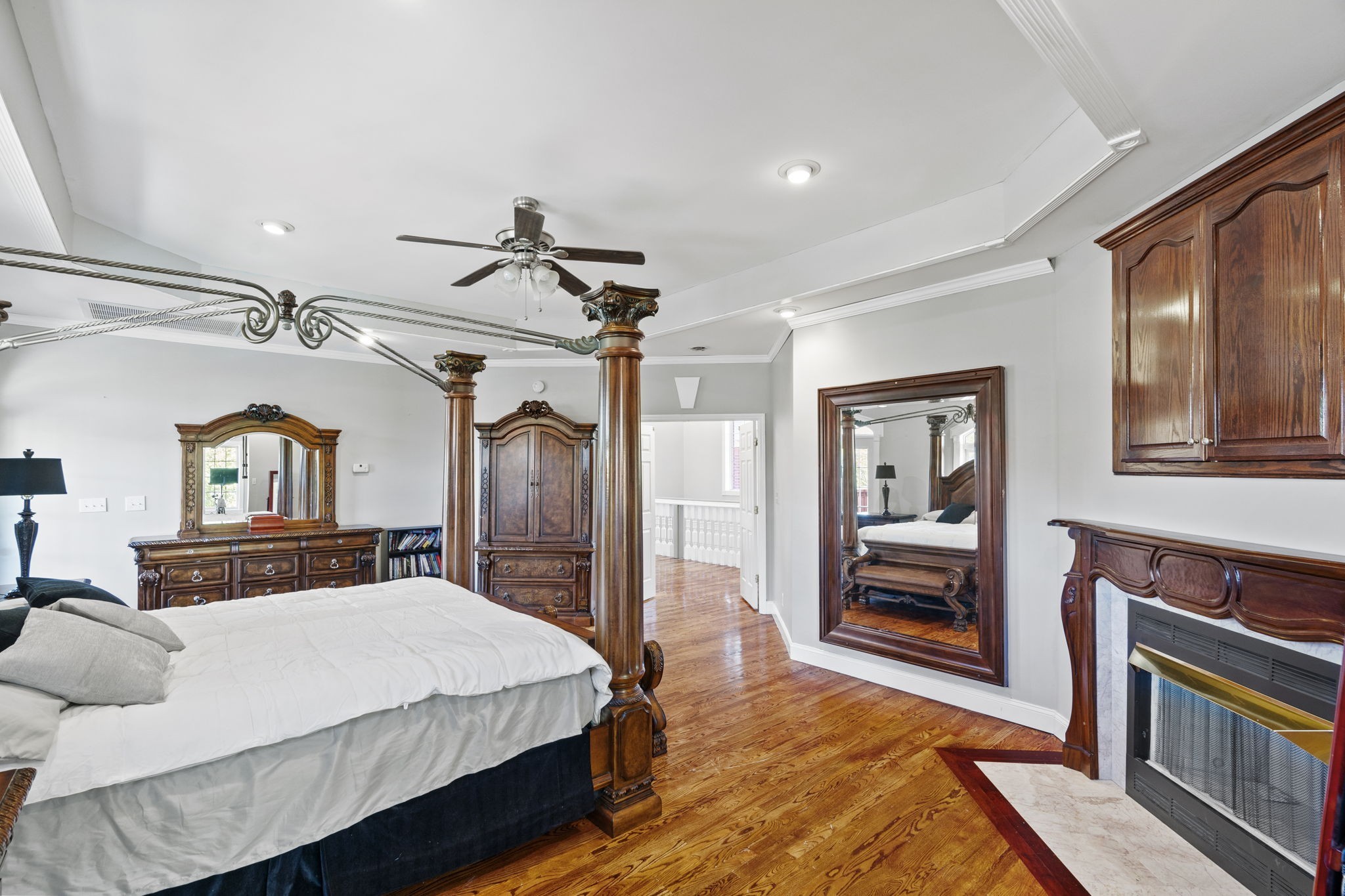 265 Dorris Road Portland, TN 37148 - Photo 18 of 37 a bedroom with a large bed and a tv
