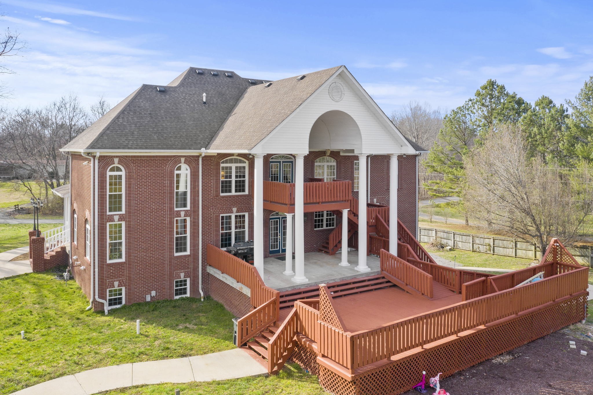 265 Dorris Road Portland, TN 37148 - Photo 4 of 37 a view of a house with a swimming pool