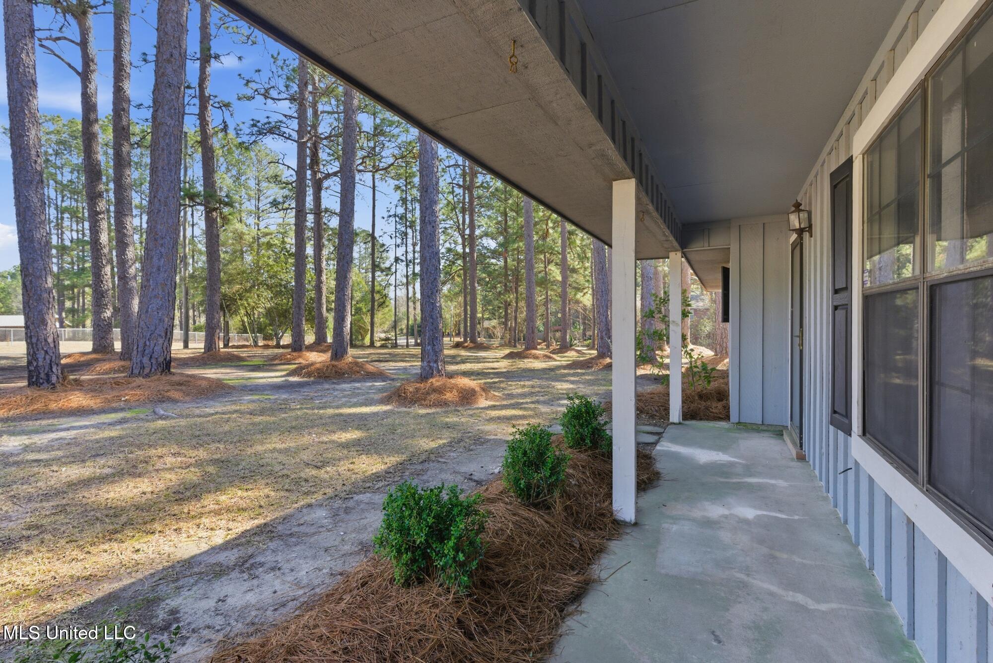 224 Hensarling Road Petal, MS 39465 - Photo 4 of 32 4