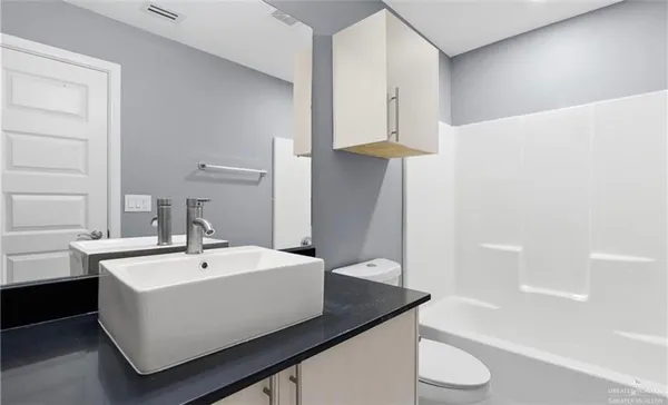 $925 | 1421 West Harrison Avenue, Unit 6, Alton, TX 78573