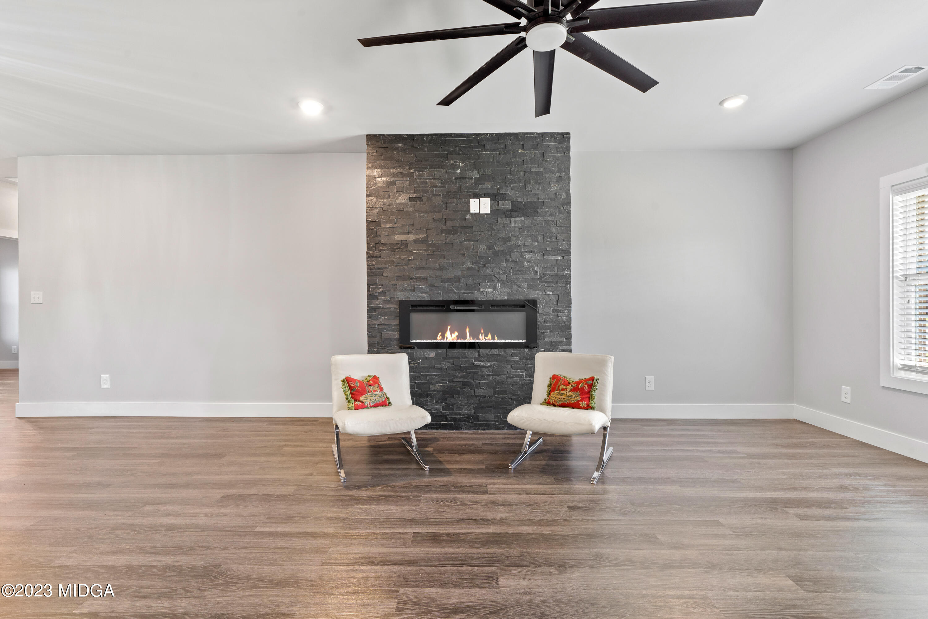 230 Elsa Way Byron, GA 31008 - Photo 12 of 45 230 Elsa Way-06388