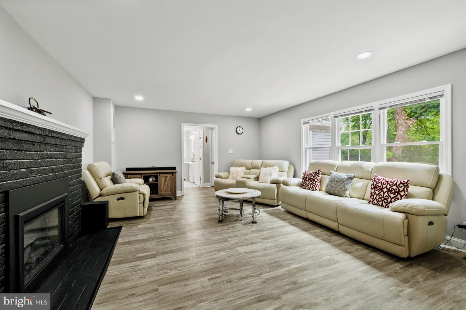 13416 Clifton Road Silver Spring, MD 20904 - Photo 38 of 50 Family Room, 2nd View