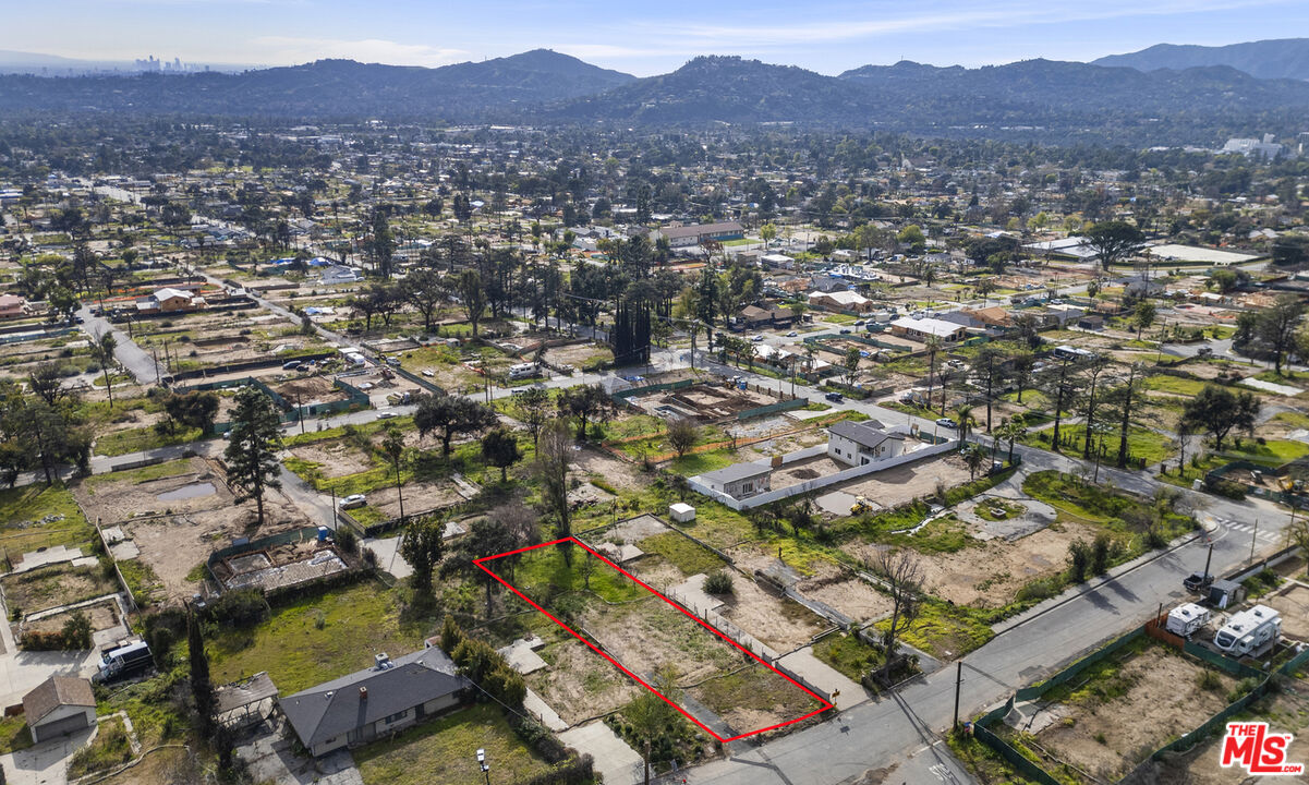 50 Marathon Road Altadena, CA 91001 - Photo 15 of 21