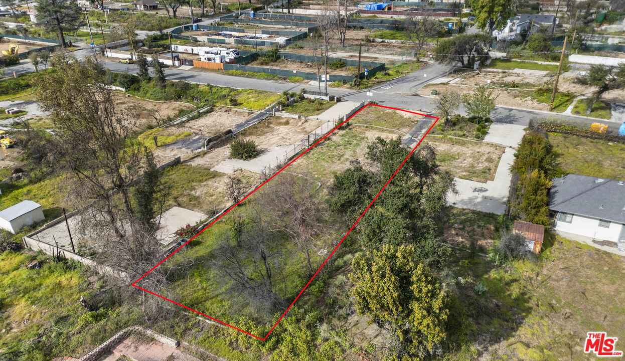 50 Marathon Road Altadena, CA 91001 - Photo 8 of 21