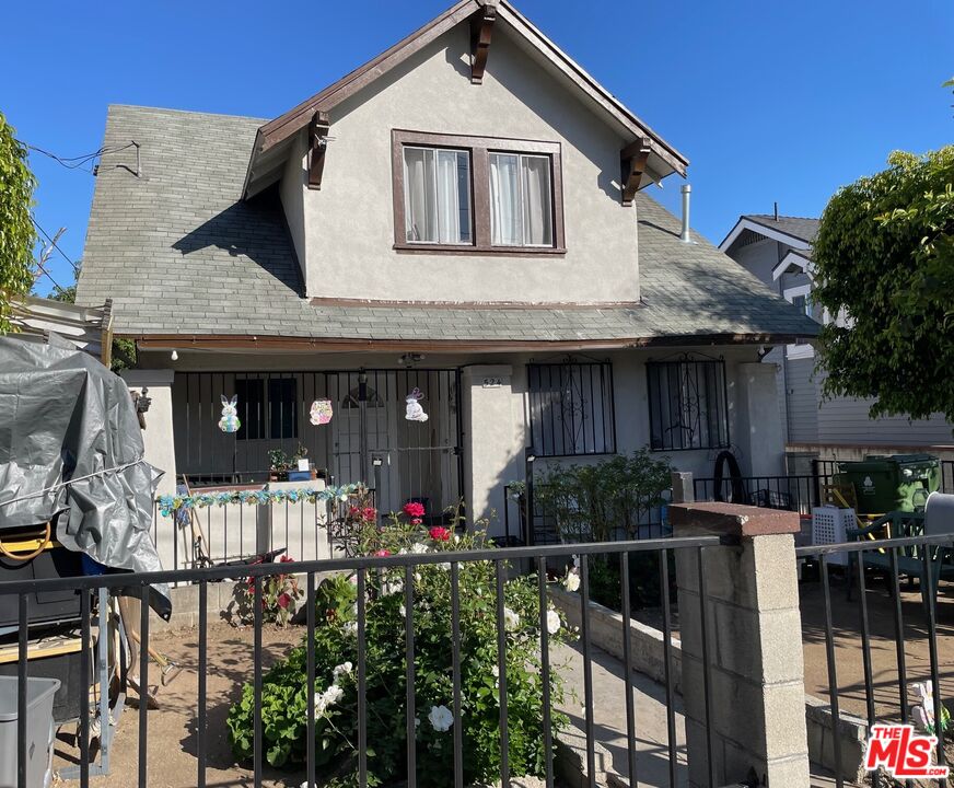 524 North Cummings St