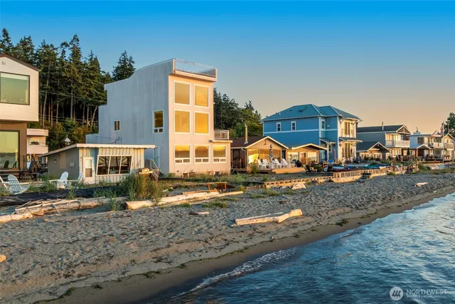 $2,600,000 | 6436 South Ebb Tide Lane, Freeland, WA 98249