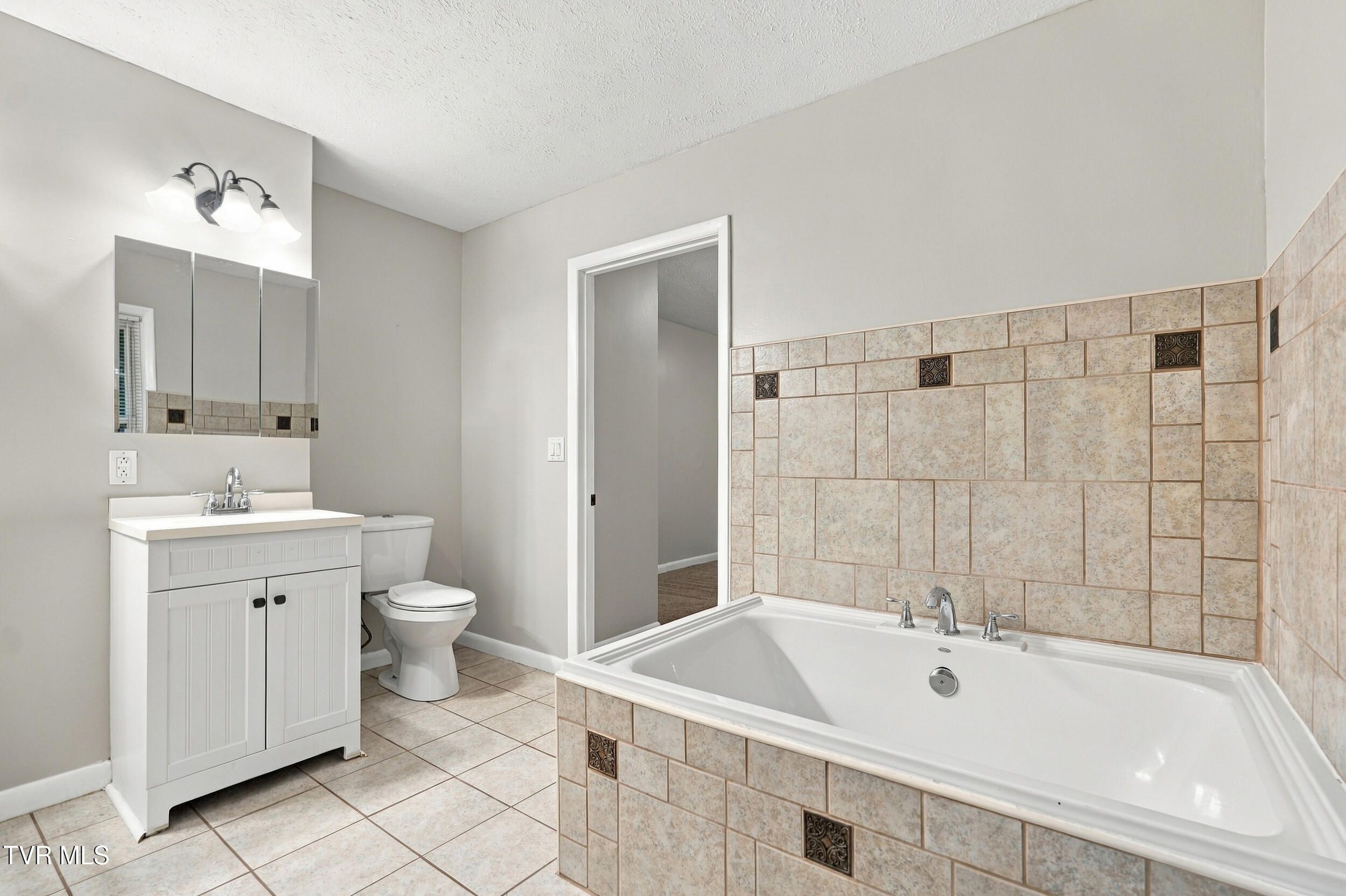 8412 Courtland Road Wise, VA 24293 - Photo 21 of 46 20_8412 courtland rd-28