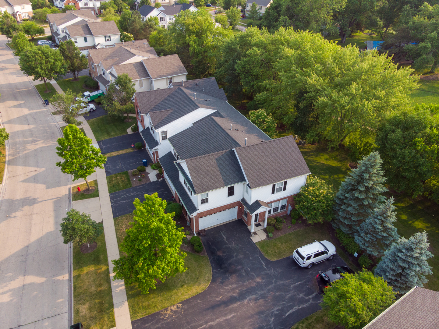 1430 Millbrook Drive Algonquin, IL 60102 - Photo 23 of 25 an aerial view of a house with yard