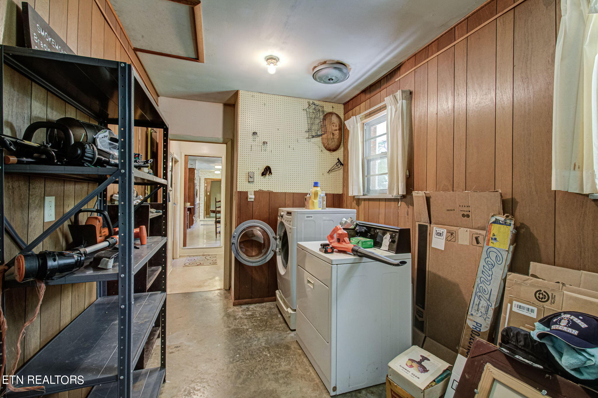 106 Wendover Circle Oak Ridge, TN 37830 - Photo 21 of 60 IMG_1038