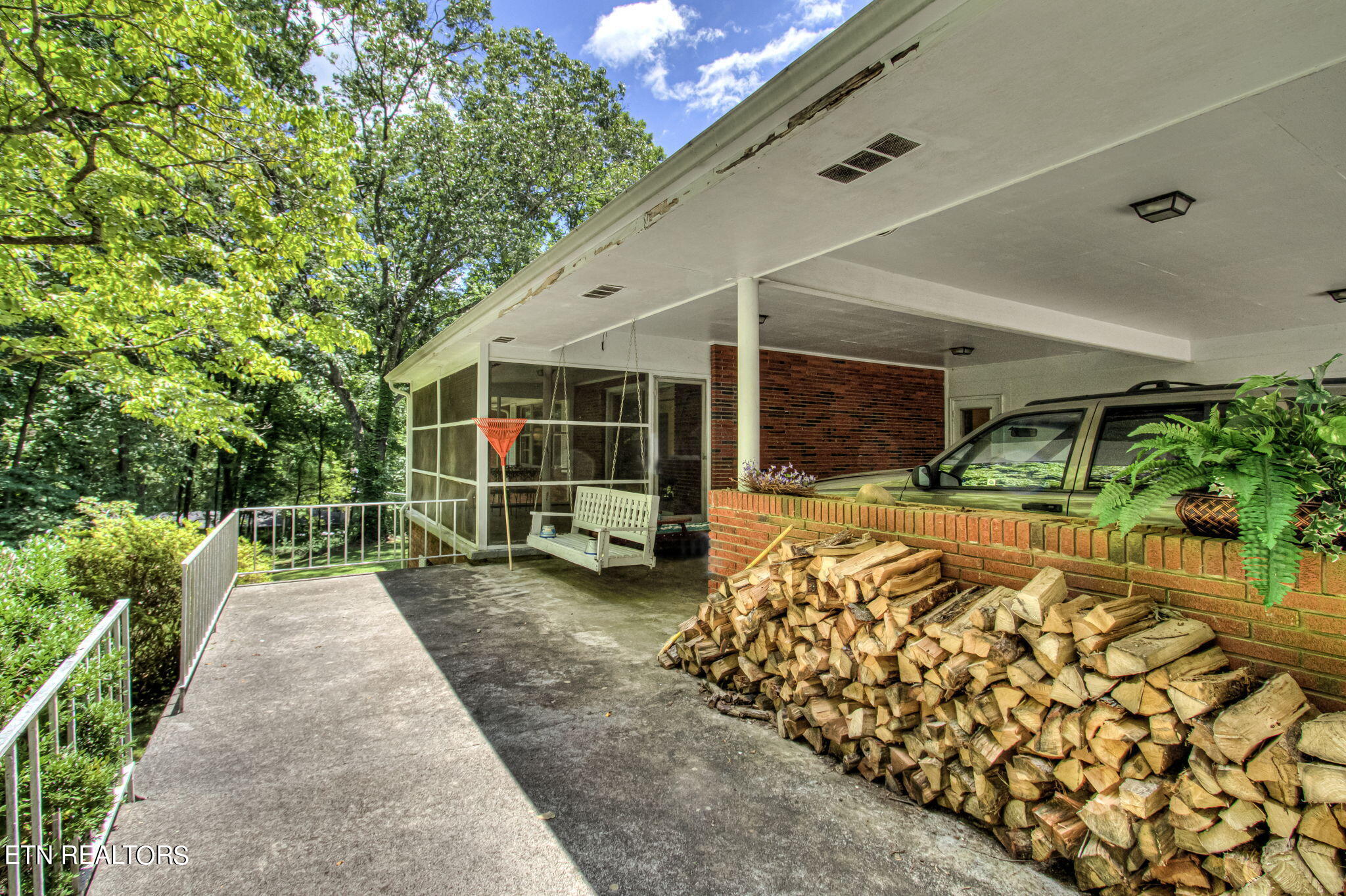 106 Wendover Circle Oak Ridge, TN 37830 - Photo 24 of 60 IMG_1050