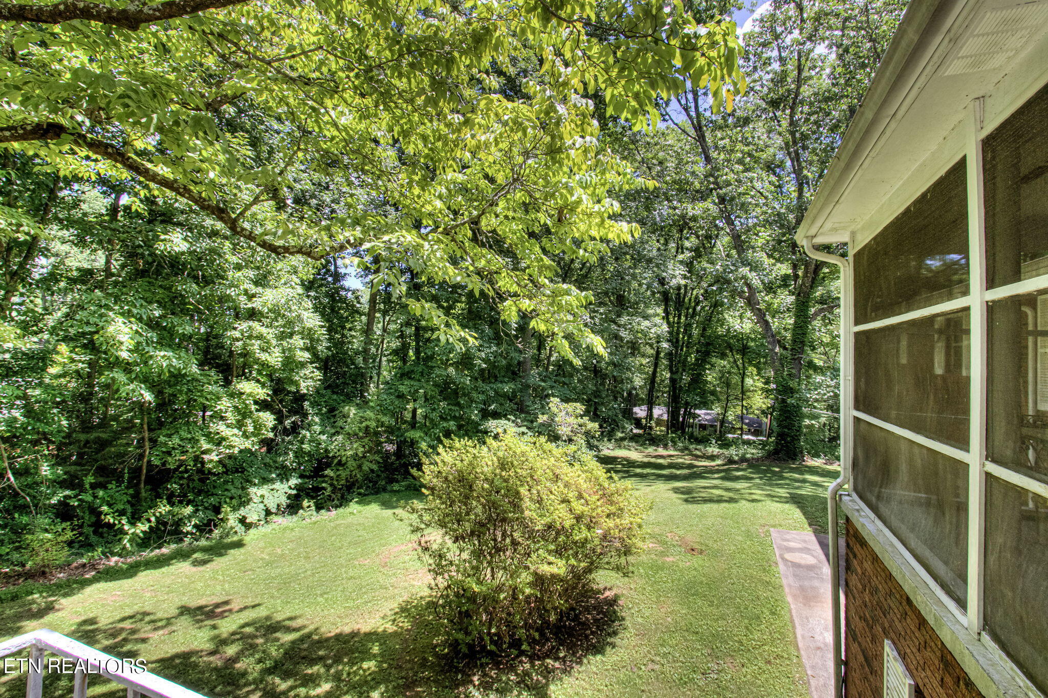 106 Wendover Circle Oak Ridge, TN 37830 - Photo 26 of 60 IMG_1056