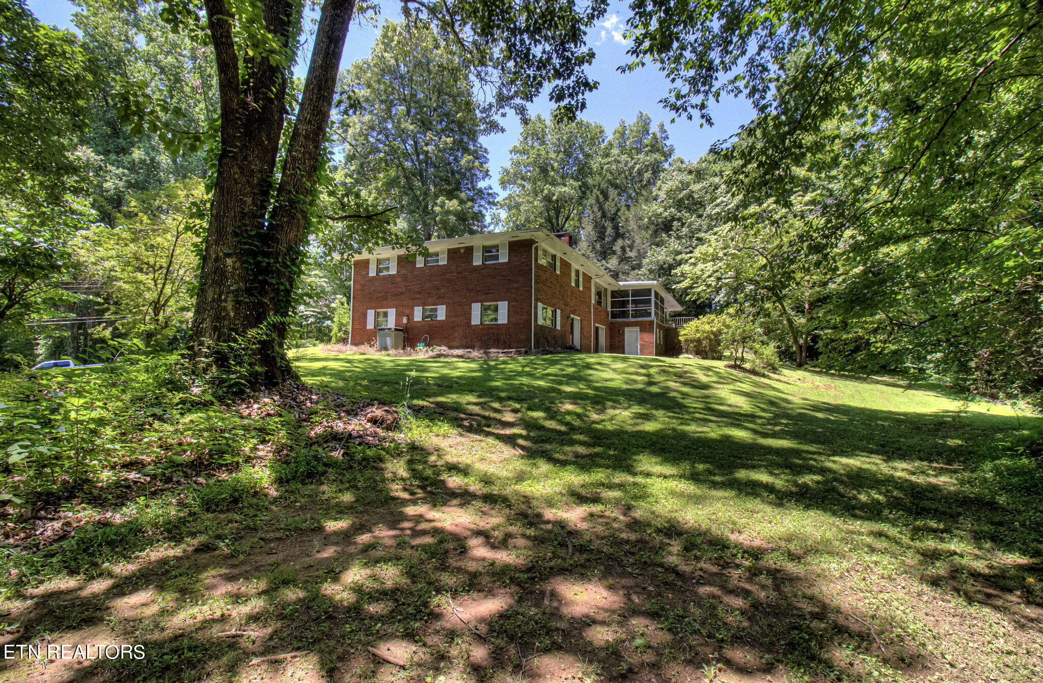 106 Wendover Circle Oak Ridge, TN 37830 - Photo 57 of 60 IMG_2699