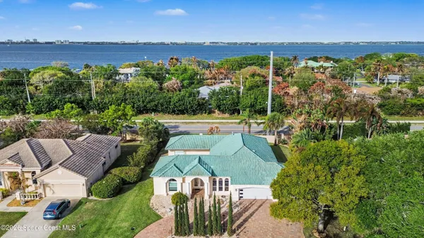 $810,000 | 1690 Canterbury Drive, Indialantic, FL 32903