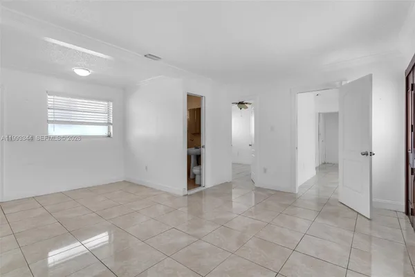 $3,700 | 1101 Southwest 17th Avenue, Miami, FL 33135