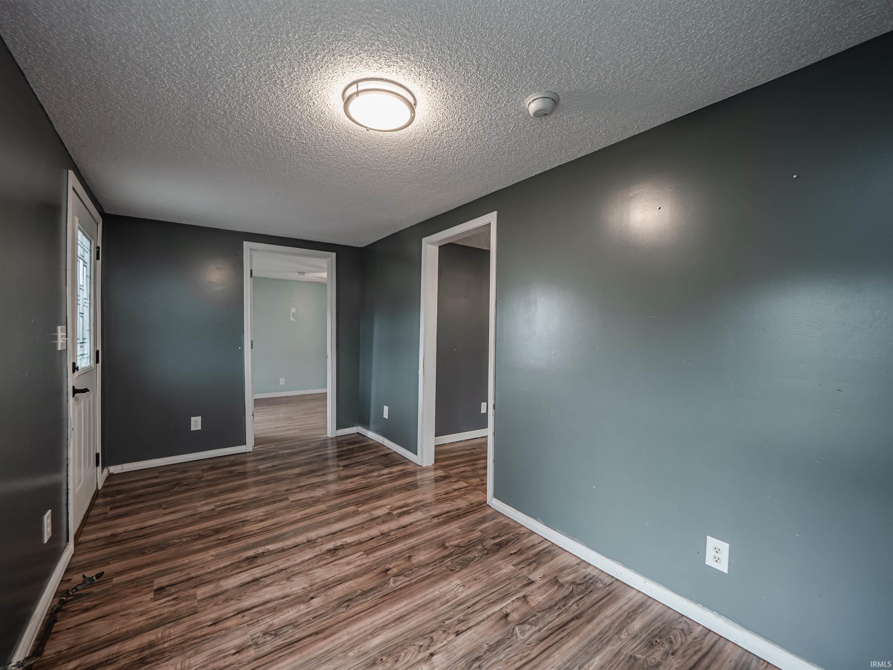 572 West County Road South Petersburg, IN 47567 - Photo 15 of 35