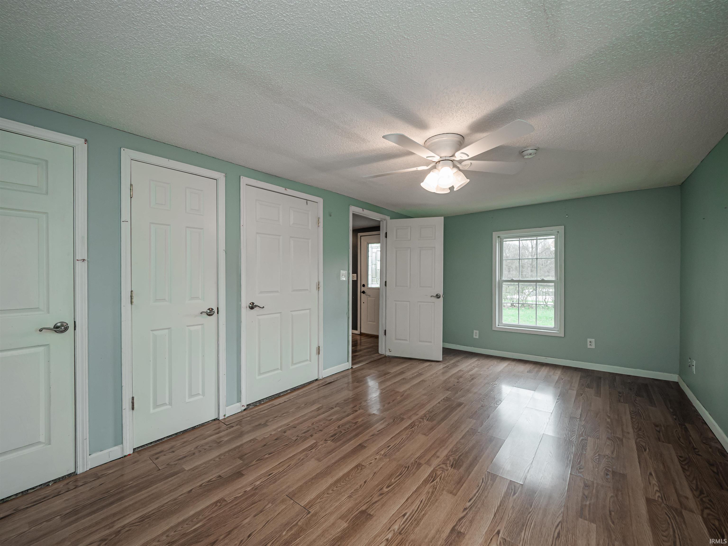 572 West County Road South Petersburg, IN 47567 - Photo 17 of 35