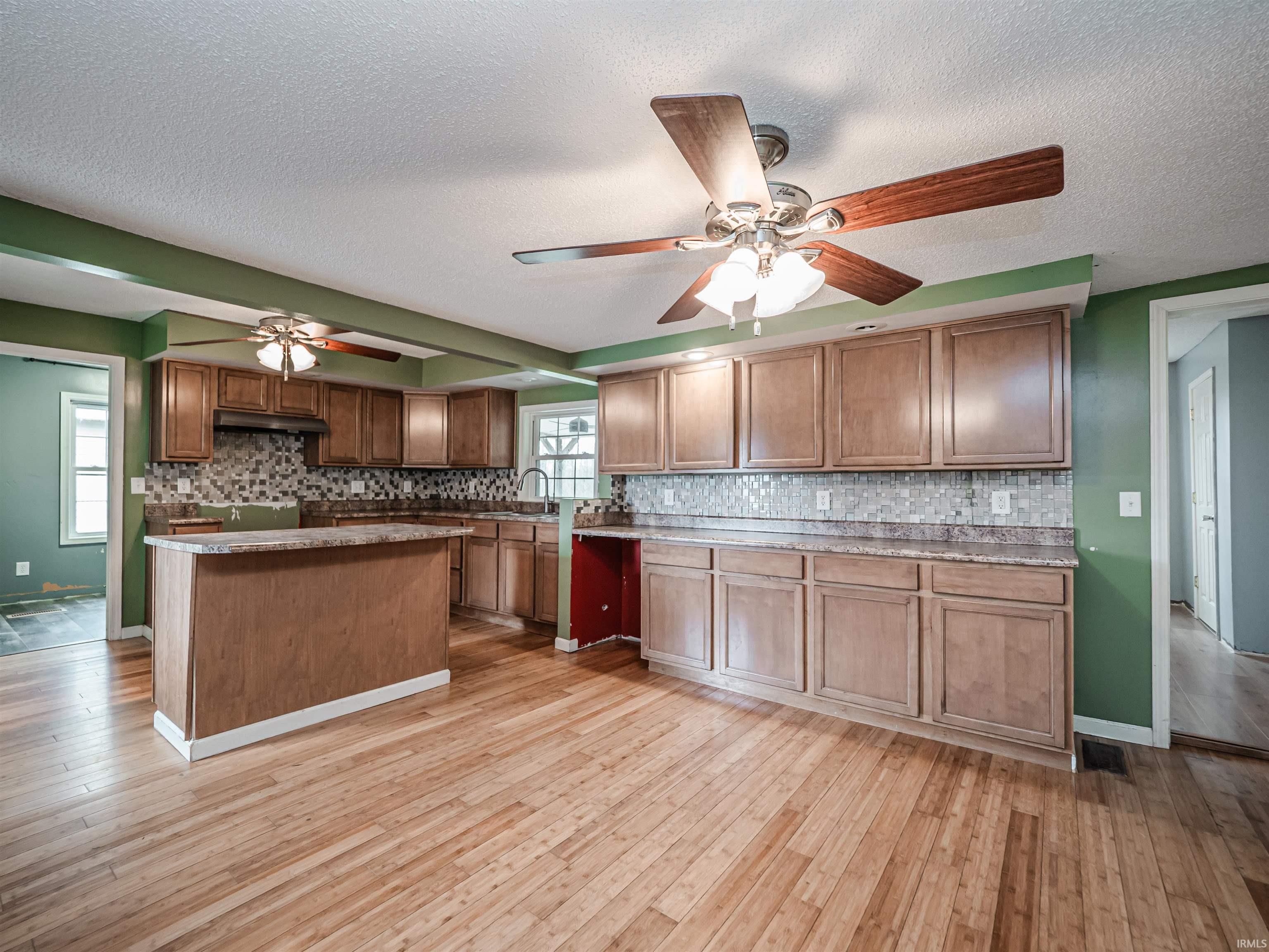 572 West County Road South Petersburg, IN 47567 - Photo 27 of 35